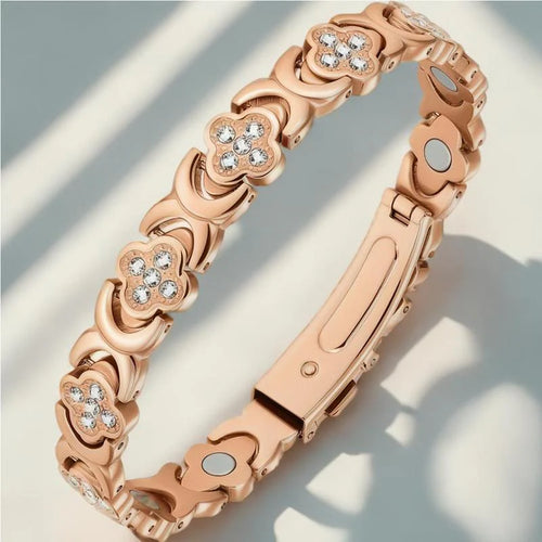 MagneZen™ – төрт жапырақты клевер өрнегі бар мыс магниттік білезік, артритке қарсы әсері бар.